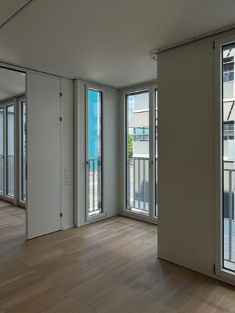 Fenster, Türen aus Holz, Metall · Querbau im Zwhatt — Studio Märkli