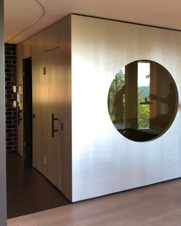 Fenster, Türen aus Holz, Glas · Hotel and Theater Rigiblick — Burkhalter Sumi Architekten