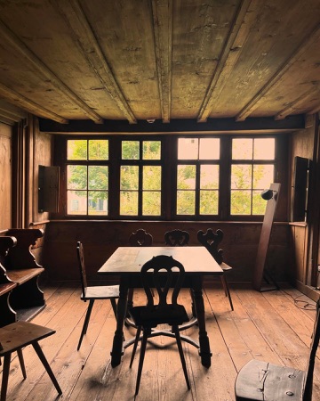 Fenster, Decken aus Holz, Glas · Kirchgasse 11