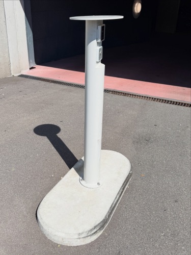 Beton, Metall · Wohnsiedlung Frohalp Zürich — Zimmermann Sutter Architekten
