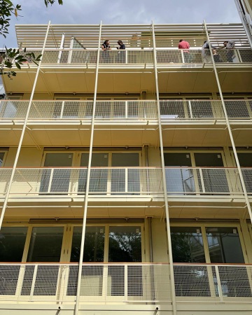 Fassaden, Handläufe aus Metall, Glas · Stampfenbachstrasse — EMI Architekten