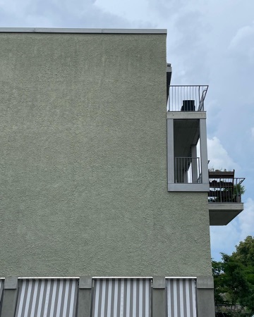 Fassaden, Handläufe aus Beton, Metall · Wohnhaus mit Gewerbe am Bahnhof Töss — KilgaPopp Architekten