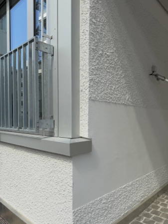 Fassaden, Fenster aus Metall, Glas · Querbau im Zwhatt — Studio Märkli