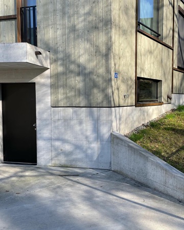 Fassaden, Fenster aus Beton, Holz · Strickler-Areal — Neff Neumann Architekten