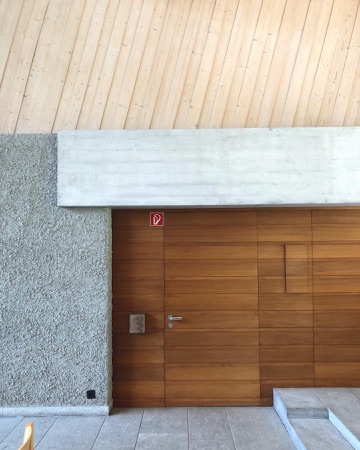 Türen, Decken aus Beton, Holz · Friedhof Eichbühl — Hans & Annemarie Hubacher / Peter Issler
