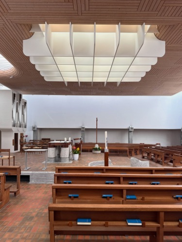 Oberlichter, Decken aus Holz · Kirche Maria-Hilf — Walter Moser