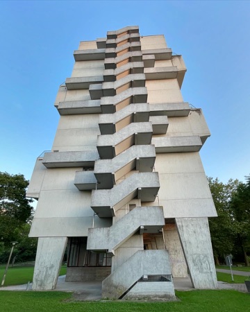 Fassaden, Treppenhäuser aus Beton · Wohnsiedlung Unteraffoltern II — Georges-Pierre Dubois