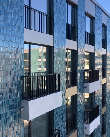 Fassaden, Fenster aus Beton, Metall · Manegg Mitte — Neff Neumann Architekten