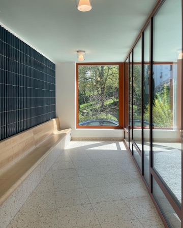 Fenster aus Holz, Glas · Alterssiedlung Talstrasse — Baumberger Stegmeier Architektur