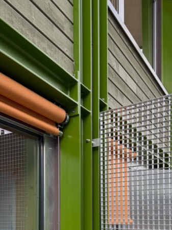 Fassaden, Fenster aus Holz, Metall · Atelierhäuser Horgen Ebnet — Neff Neumann Architekten