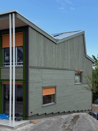 Fassaden, Fenster aus Holz, Metall · Atelierhäuser Horgen Ebnet — Neff Neumann Architekten