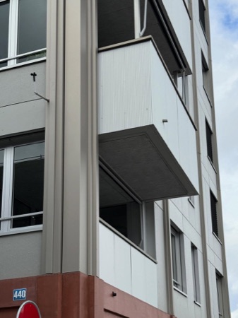 Fassaden, Balkone aus Beton, Metall · Letziturm — Armon Semadeni Architekten