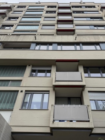 Fassaden, Fenster aus Beton, Metall · Oerlikon