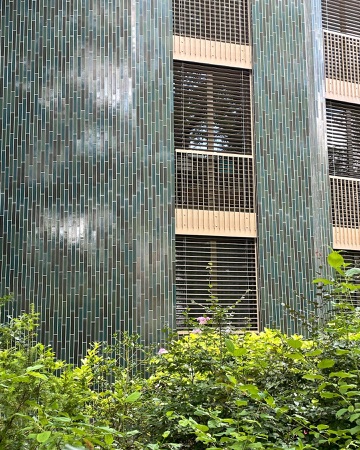 Fassaden, Balkone aus Metall, Keramik · Wohnbauten Steinwies-/Irisstrasse — EMI Architekten