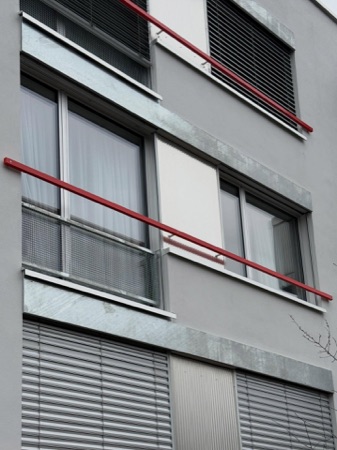 Fenster, Handläufe aus Metall, Glas · Wohnhäuser Sandacker — SGGK Architekt*innen Studio Gmür