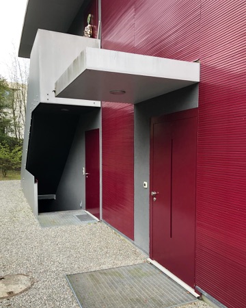 Türen, Eingänge aus Beton, Metall · Wohnhäuser Wehrenbachhalde — Burkhalter Sumi Architekten
