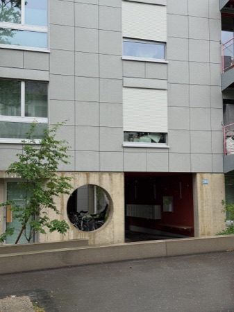 Fassaden, Fenster aus Beton, Metall · Triemli 4 — toblergmür Architekten