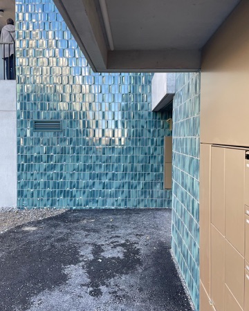 Fassaden, Eingänge aus Beton, Metall · Manegg Mitte — Neff Neumann Architekten