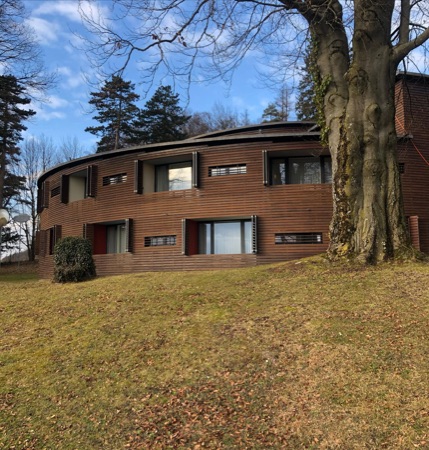 Fassaden, Fenster aus Holz, Glas · Hotel Zürichberg, Renovation and Annex — Burkhalter Sumi Architekten