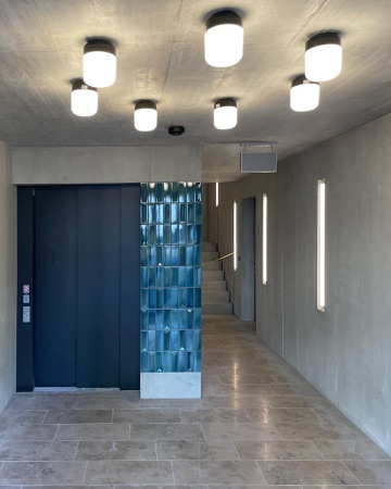 Treppenhäuser, Eingänge aus Beton, Metall · Manegg Mitte — Neff Neumann Architekten