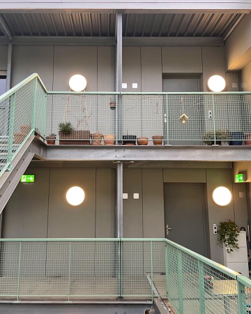 Treppenhäuser, Türen aus Metall · Mehr als Wohnen, Haus J — pool Architekten
