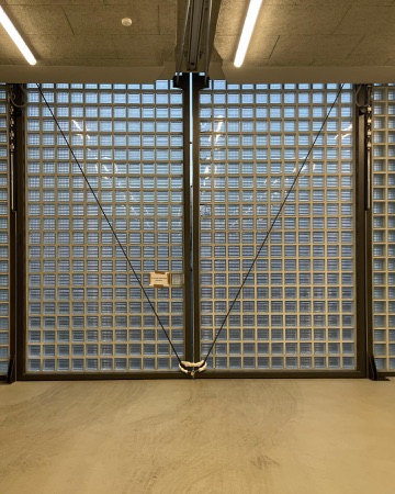Fenster, Decken aus Beton, Metall · Research Building GLC, ETH Zurich — Boltshauser Architekten
