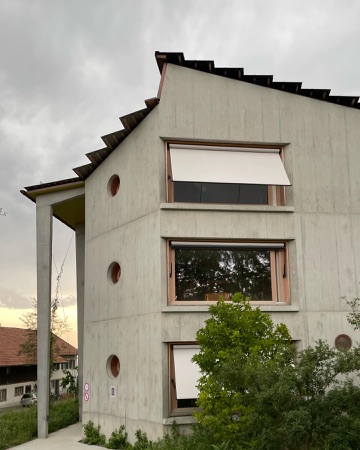 Fassaden, Fenster aus Beton, Holz · Haus im Garten — Loeliger Strub Architektur