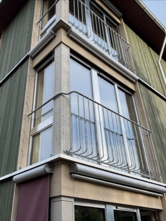 Fassaden, Fenster aus Holz, Metall · Neubau Römerstrasse — BDE Architekten