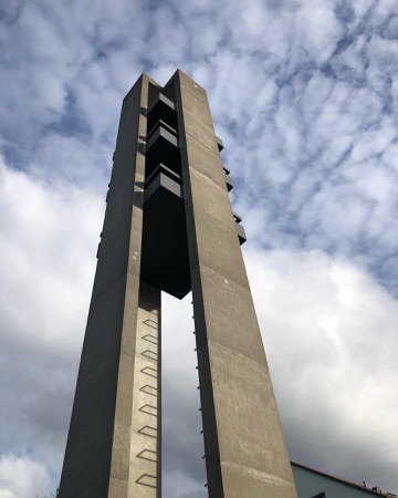 Fassaden aus Beton · Evangelisch-reformierte Andreaskirche — Jakob Padrutt