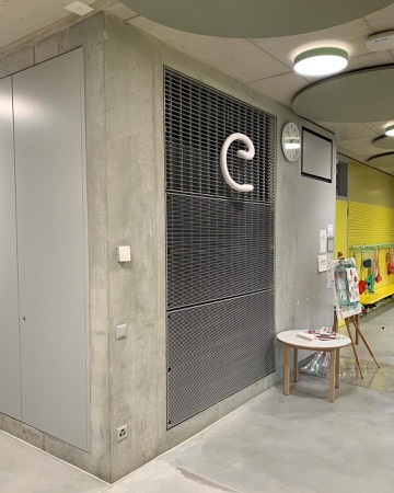 Decken aus Beton, Metall · Schulanlage Thurgauerstrasse — Bollhalder Walser Architektur