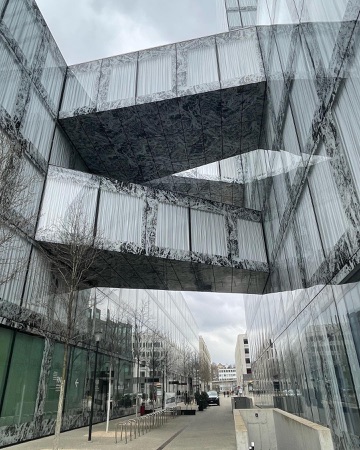 Fassaden, Höfe aus Metall, Glas · Allianz Headquarters — Wiel Arets Architects