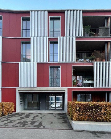 Fassaden, Fenster aus Beton, Metall · Wohnsiedlung Guggach — Althammer Hochuli Architekten