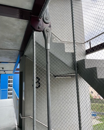 Treppenhäuser, Handläufe aus Beton, Metall · Hobelwerk, Haus E — Ramser Schmid Architekten