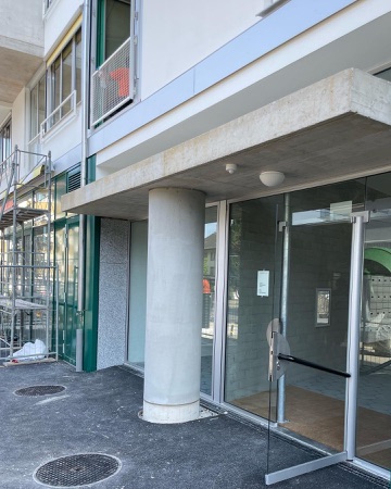 Türen, Eingänge aus Beton, Glas · Guggach III — Donet Schäfer Reimer Architekten
