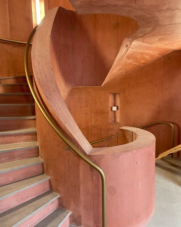 Treppenhäuser, Handläufe aus Beton, Metall · Schweiter-Areal, Horgen Oberdorf — Galli Rudolf Architekten