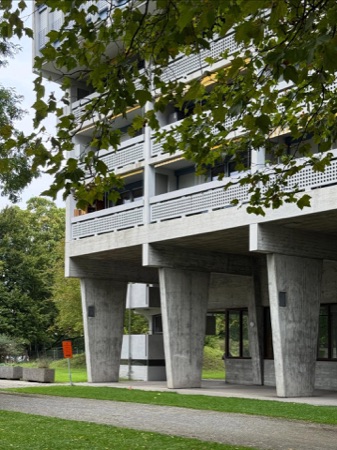 Fassaden, Balkone aus Beton · Unteraffoltern II «Isengrind» — Georges-Pierre Dubois