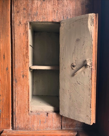 Türen aus Holz · Kirchgasse 11
