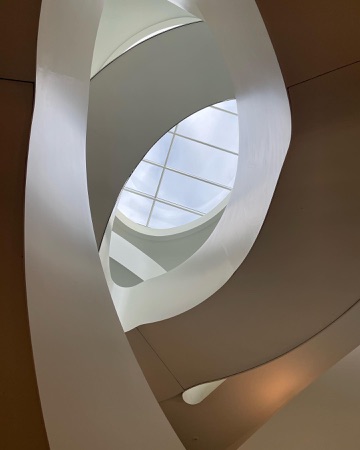 Treppenhäuser, Handläufe aus Glas, Verputz · Glasi Quartier, Bülach — Duplex Architekten