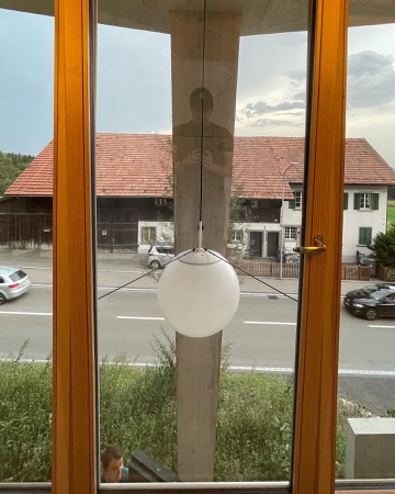 Fenster aus Beton, Holz · Haus im Garten — Loeliger Strub Architektur