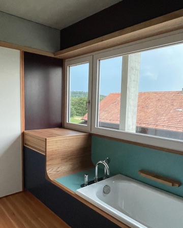 Fenster, Bäder aus Holz, Glas · Haus im Garten — Loeliger Strub Architektur