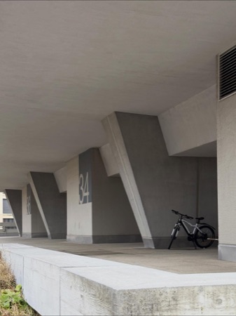 Stützen aus Beton · Oerlikon