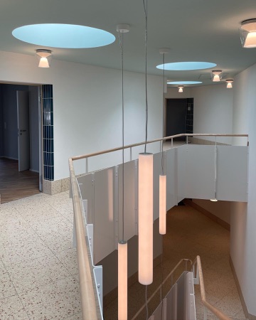 Handläufe, Oberlichter aus Holz, Metall · Alterssiedlung Talstrasse — Baumberger Stegmeier Architektur