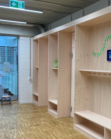 Türen aus Holz, Metall · Schulanlage Guggach III — Weyell Zipse Architekten