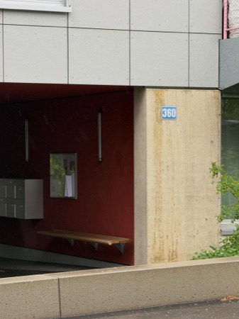 Fassaden, Eingänge aus Beton, Holz · Triemli 4 — toblergmür Architekten