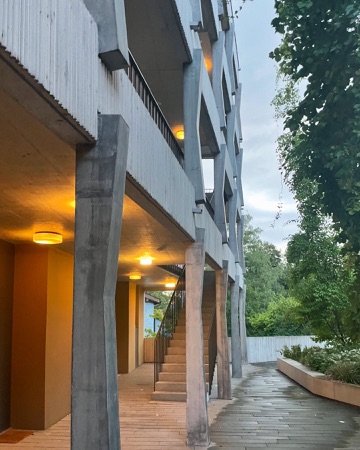 Fassaden, Treppenhäuser aus Beton, Metall · Fabrikstrasse 6