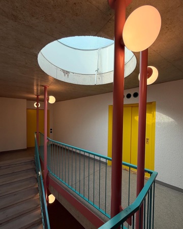 Treppenhäuser, Handläufe aus Beton, Metall · Siedlung Buchwiesen — BS+EMI Architektenpartner