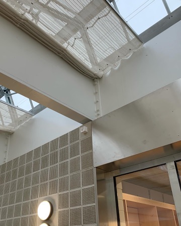 Oberlichter, Decken aus Holz, Metall · Schulanlage Guggach III — Weyell Zipse Architekten