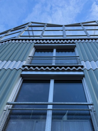 Türen, Eingänge aus Beton, Glas · Westhof Dübendorf — Conen Sigl Architekten
