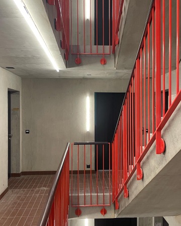 Treppenhäuser, Handläufe aus Beton, Metall · Manegg Mitte — Neff Neumann Architekten