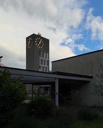 Fassaden, Vordächer aus Beton, Metall · Reformierte Kirche Leimbach — Oskar Bitterli